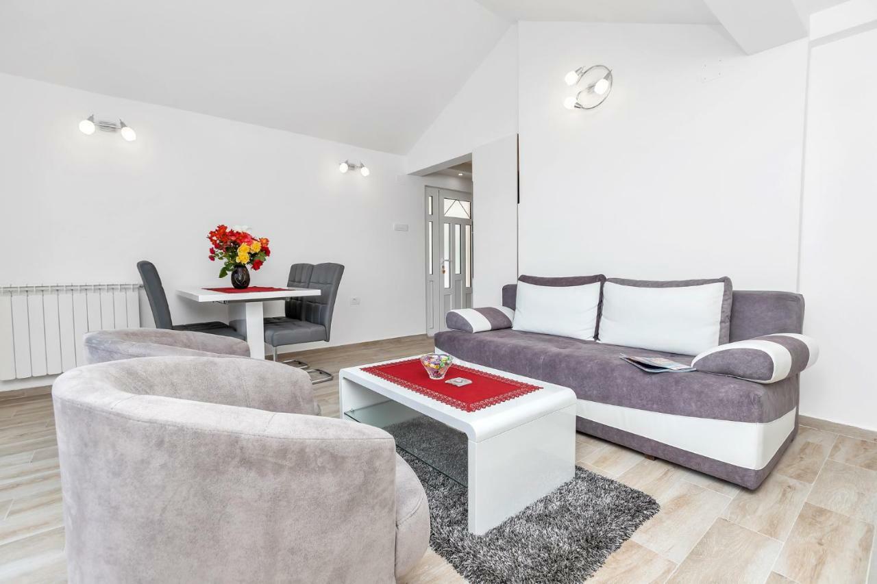 Apartment Kalle Kotor Exteriér fotografie