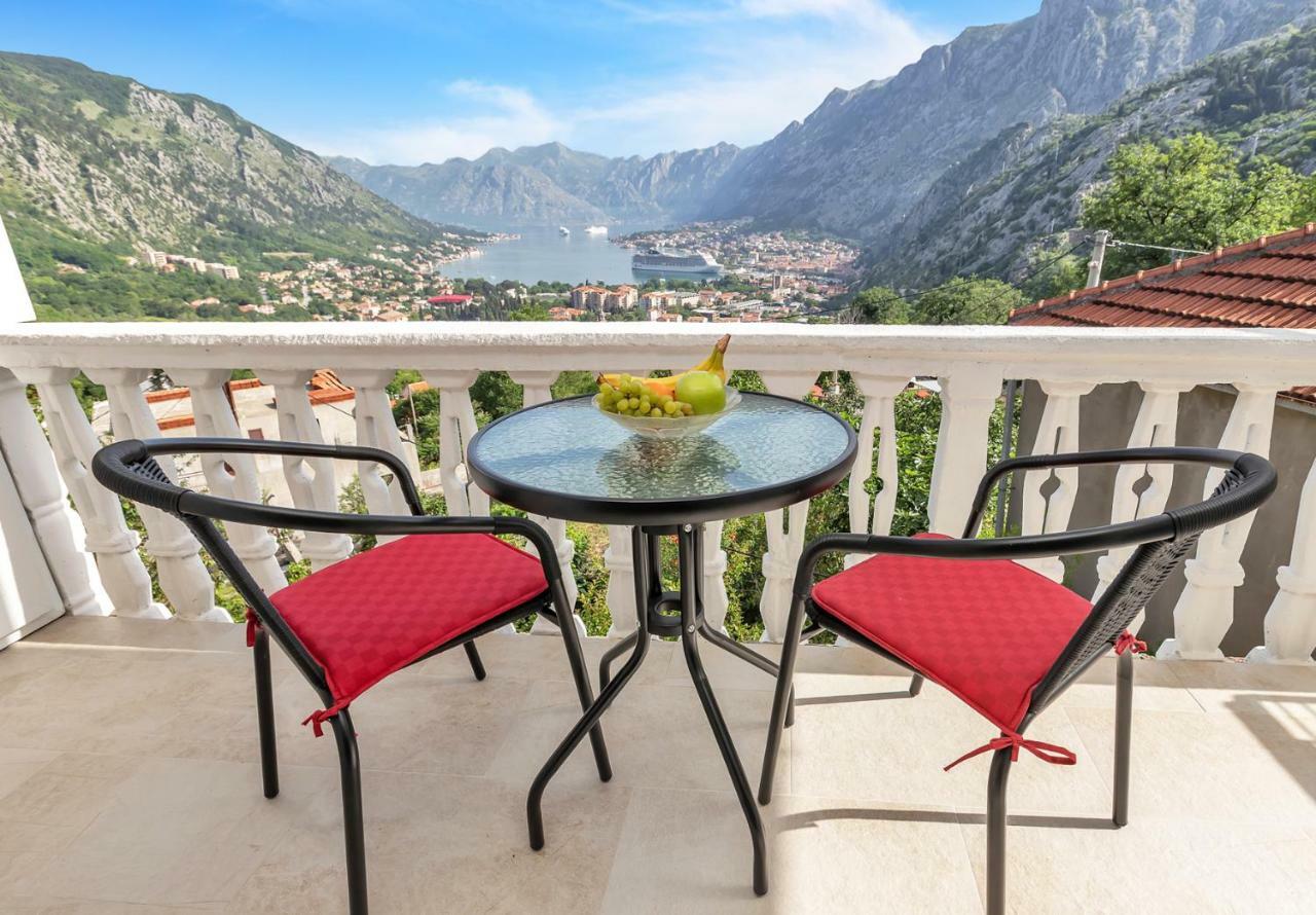 Apartment Kalle Kotor Exteriér fotografie